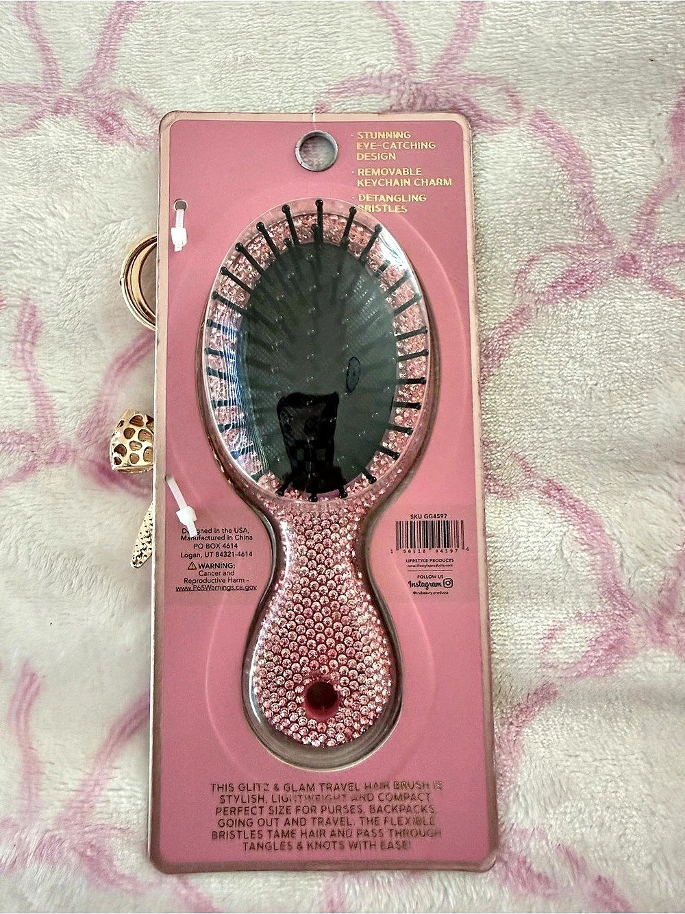 Glitz & Glam Travel Brush with Keychain Charm Pink & Gold